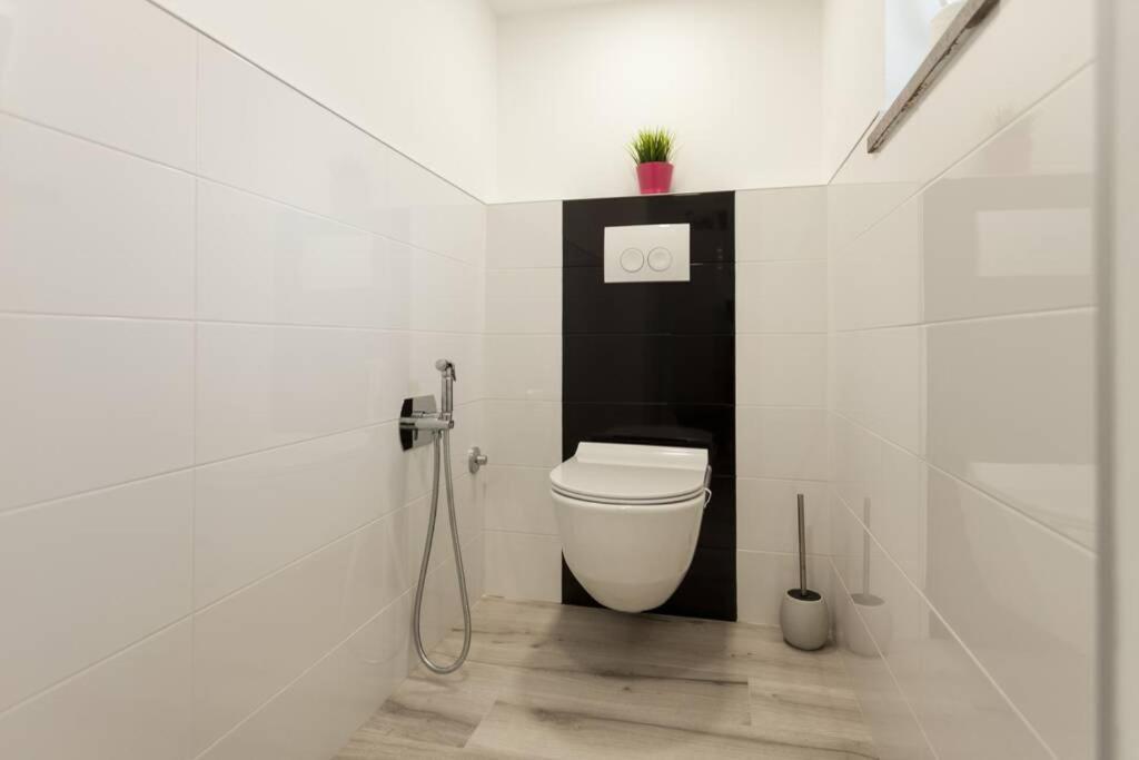 Ferienwohnung Apartman Luna Pula Exterior foto